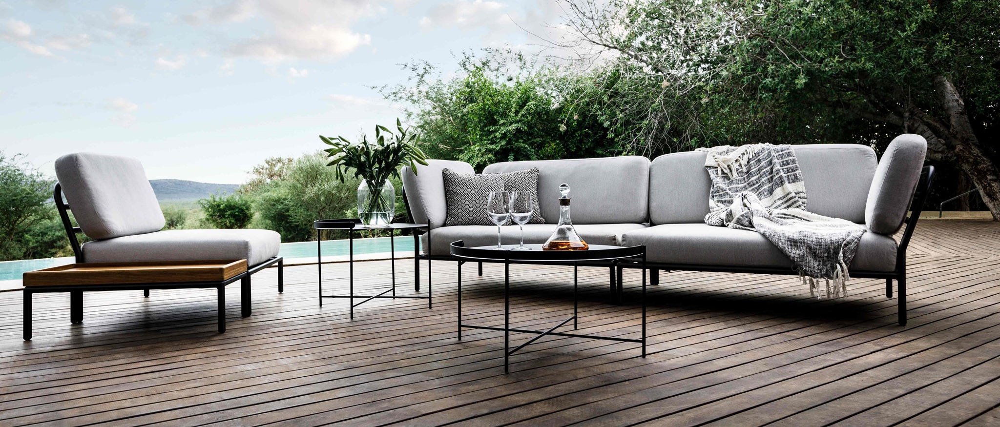 Outdoor Indoor Design Furniture Houe