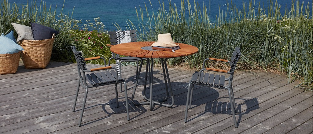Outdoor Indoor Design Furniture Houe, What Type Of Patio Furniture Is Best Wicker Baskets